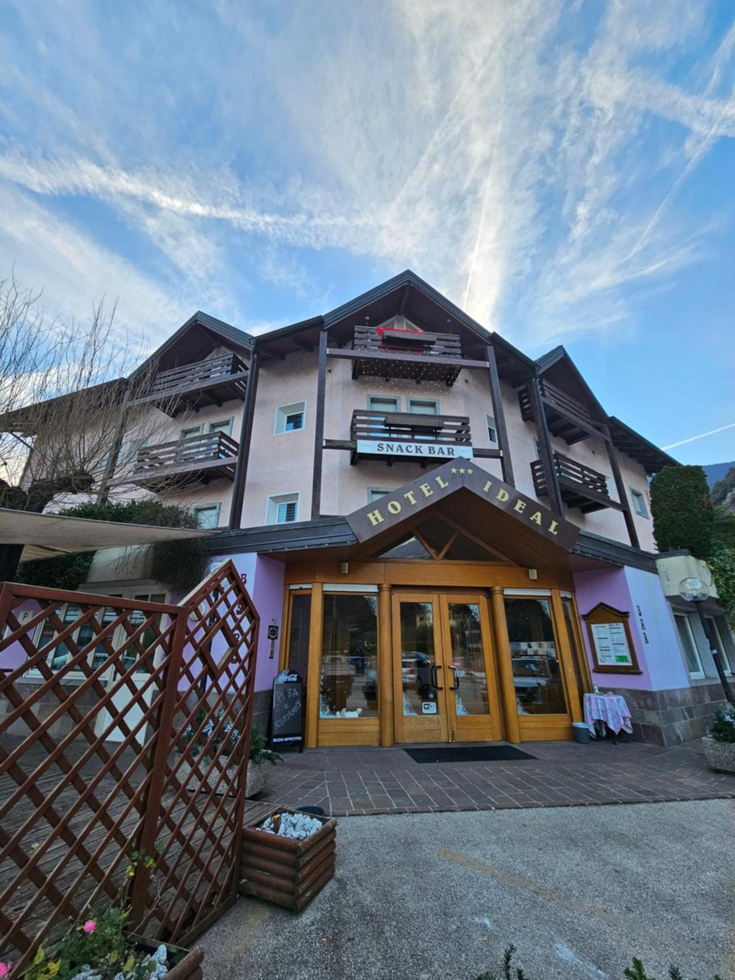 Hotel Ideal Sarche di Calavino Buitenkant foto